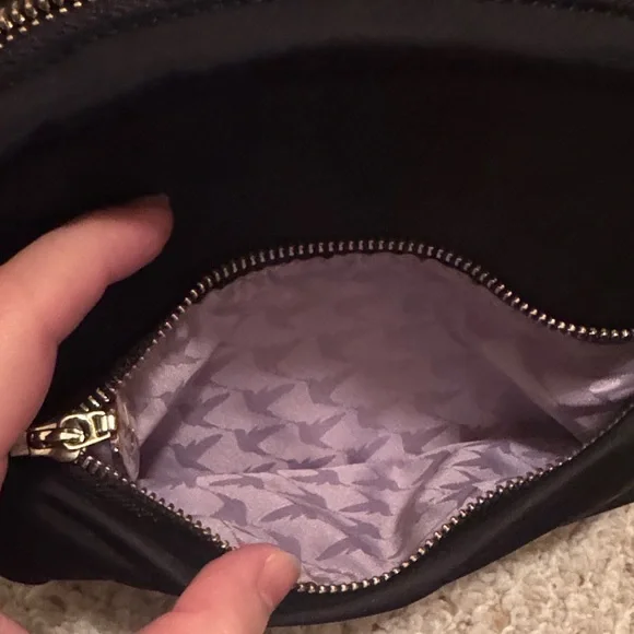 Lo & Sons Nouvelle Black Nylon Crossbody Bag - Picture 5 of 9